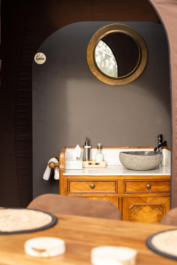 Cellsphair Houyet Esterno foto